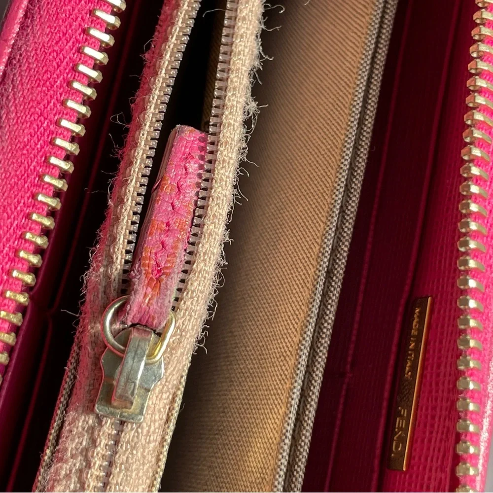 Authentic Fendi Zucca Zip Around Wallet Brown Canvas Pink Trim Italy - Picture 9 of 10